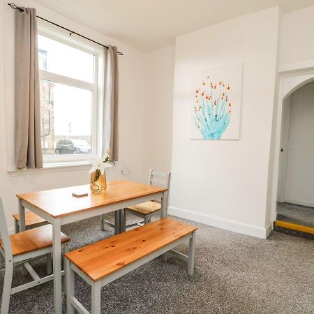 Annielea Is A Cosy 3 Bed Cottage In Геленсбург Екстер'єр фото